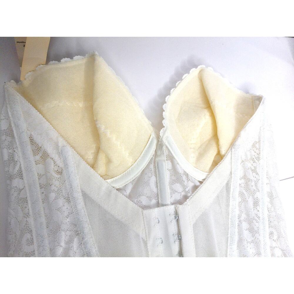 Vintage Carnival The Silhouette Maker II White Corset Size 34D - Picture 5 of 8